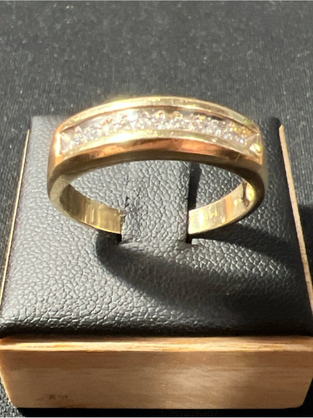 14k Yellow Gold Genuine Channel-Set Row 11 White Diamonds Mens Ring Size 10.75
